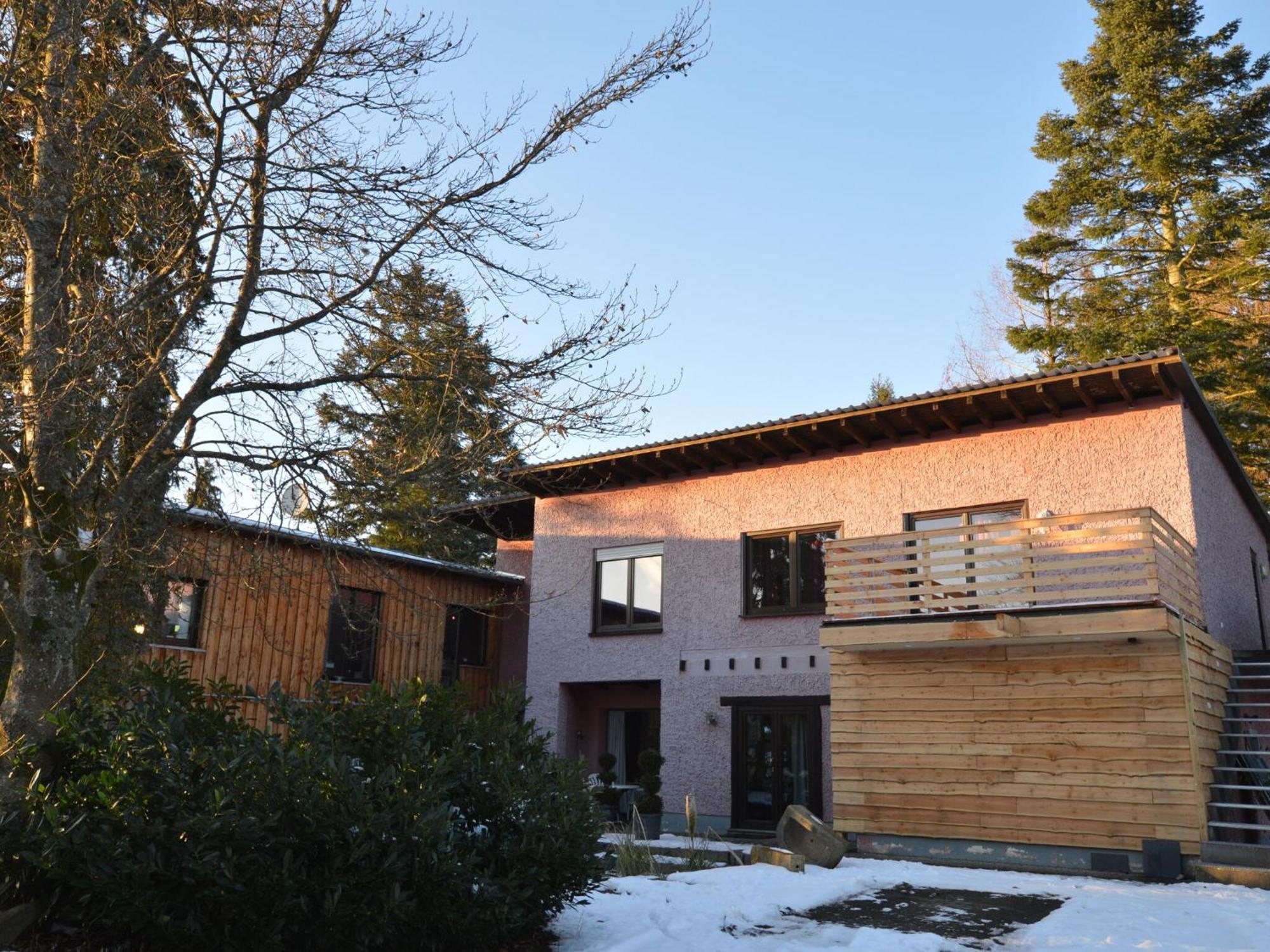 Cosy Apartment In Manderscheid With Balcony Экстерьер фото