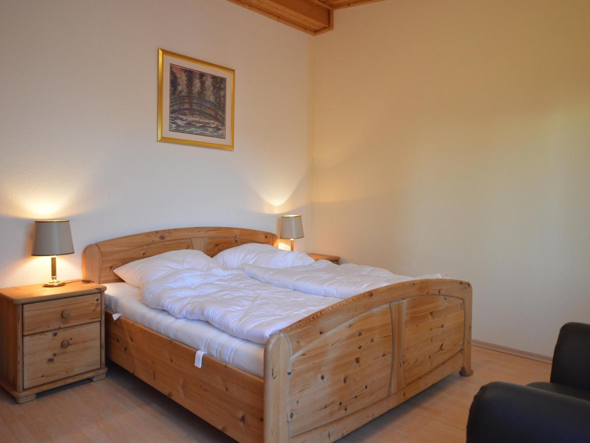 Cosy Apartment In Manderscheid With Balcony Экстерьер фото