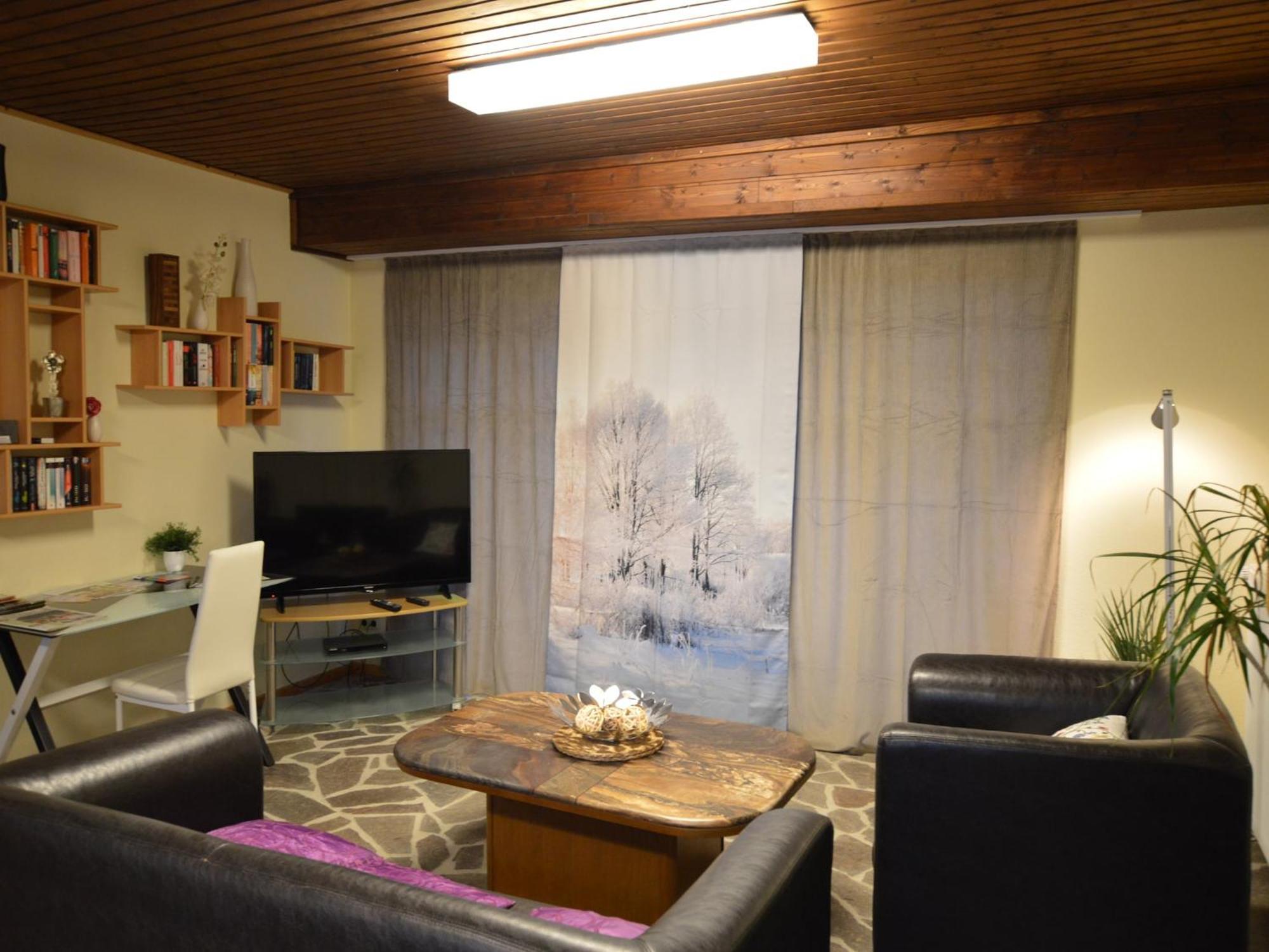 Cosy Apartment In Manderscheid With Balcony Экстерьер фото