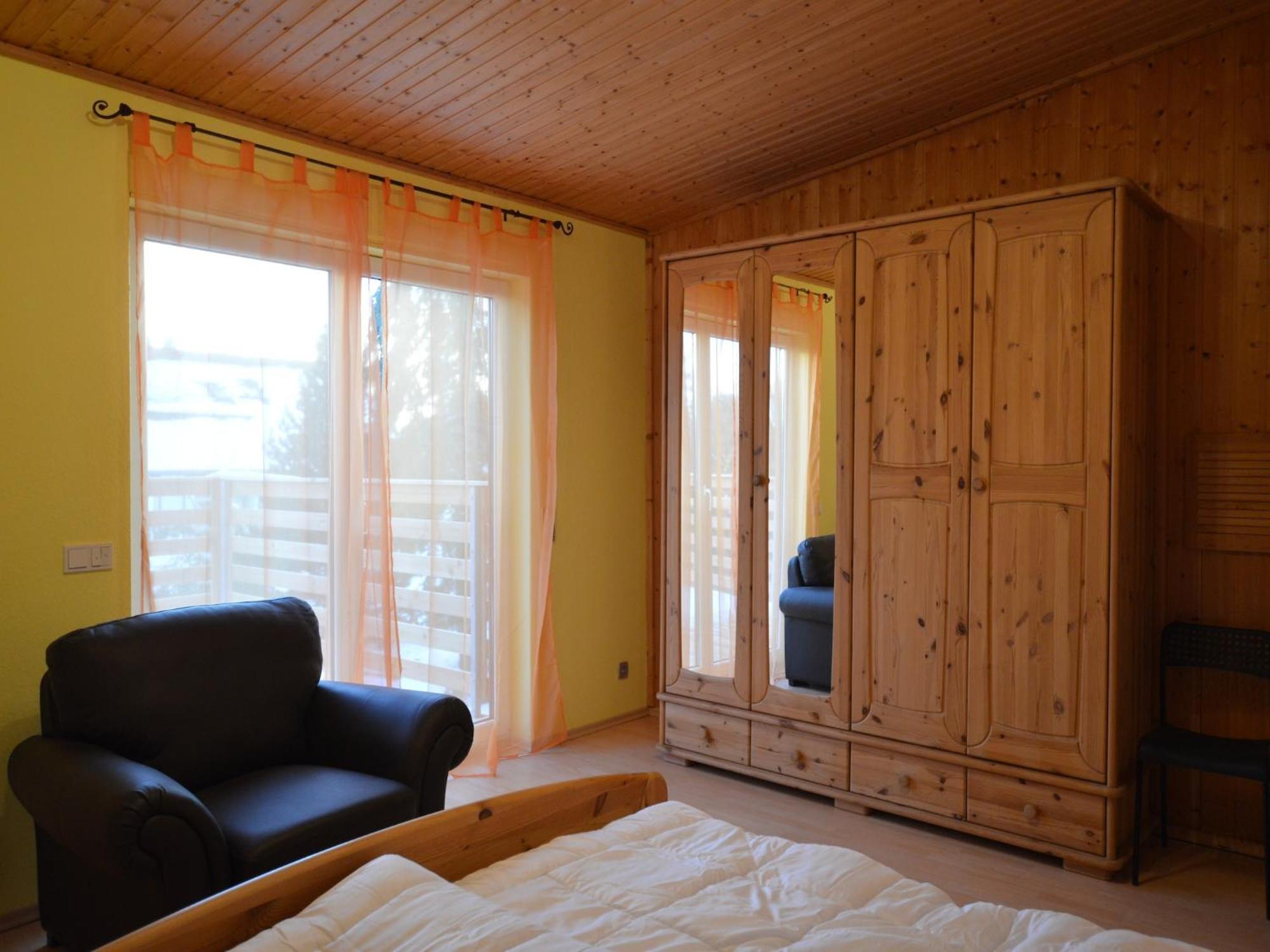 Cosy Apartment In Manderscheid With Balcony Экстерьер фото