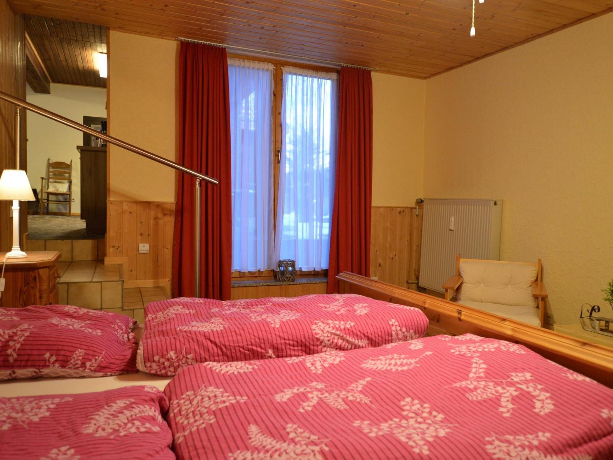 Cosy Apartment In Manderscheid With Balcony Экстерьер фото